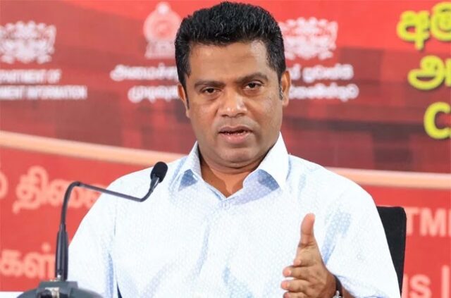 நாட்டிலுள்ள போலி வைத்தியர்களுக்கு எதிராக கடும் சட்ட நடவடிக்கை- அமைச்சர் நளிந்த ஜயதிஸ்ஸ ! Nalinda Jayathissa.webp.jpeg