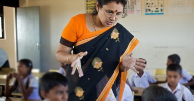 நாடளாவிய ரீதியில் 30,000 ஆசிரியர் வெற்றிடங்கள் ! WhatsApp Image 2024 05 10 at 12.48.49 PM.jpeg