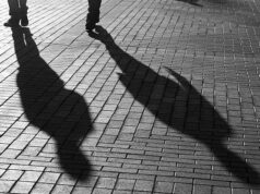 வவுனியாவில் பெண்களை தாக்கி தொலைபேசியை கொள்ளையடித்த இருவர் கைது ! istockphoto 185116195 612x612.jpg