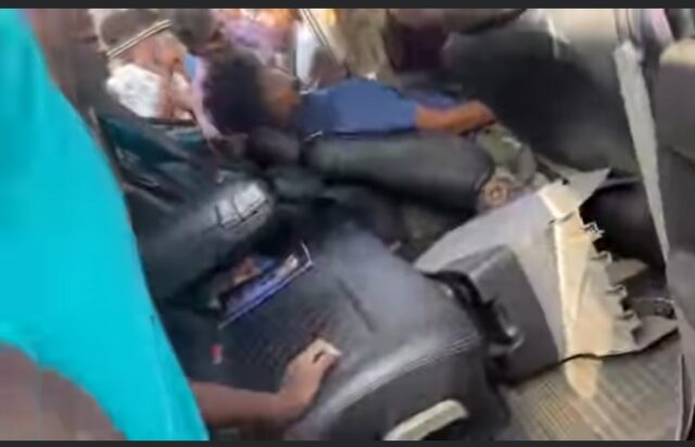 யாழ்.செயலாளரின் மகனில் ஆள்மாற்றம்! அண்ணன் மதுபோதையால் தம்பியார் கைதாம் Screenshot 2025 02 23 20 51 03 381 com.facebook.katana edit.jpg